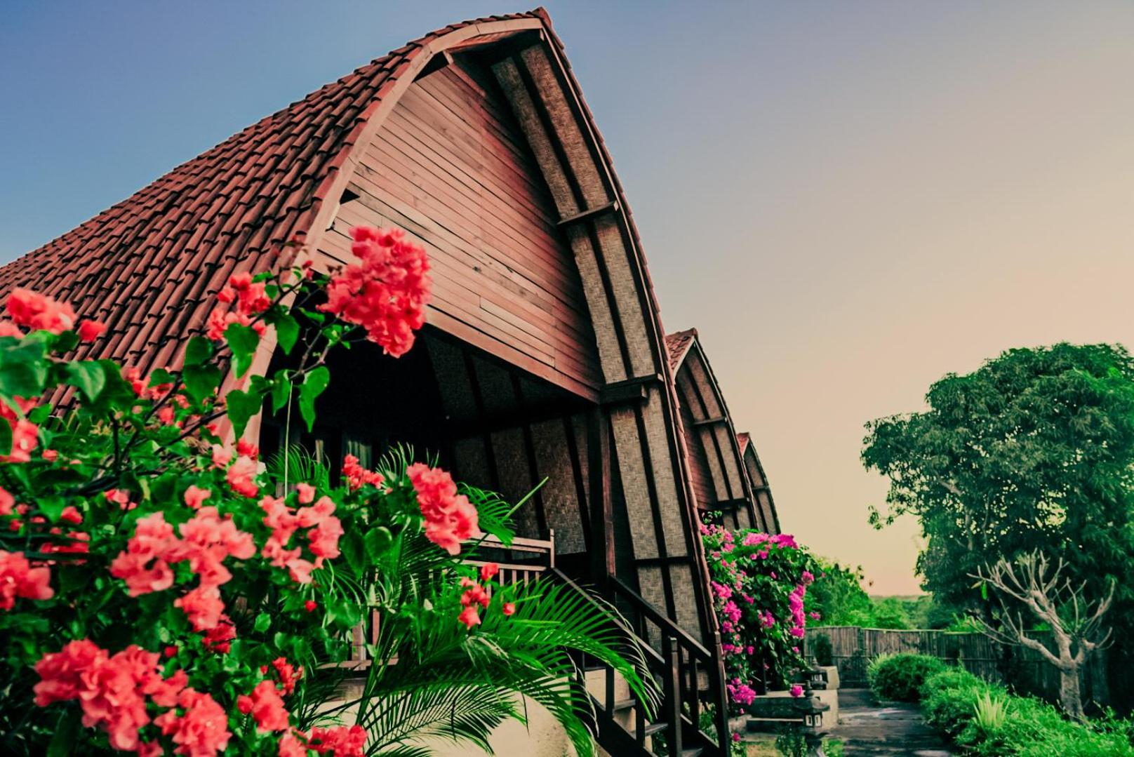Bataran Garden Cottage Batununggul Exterior foto
